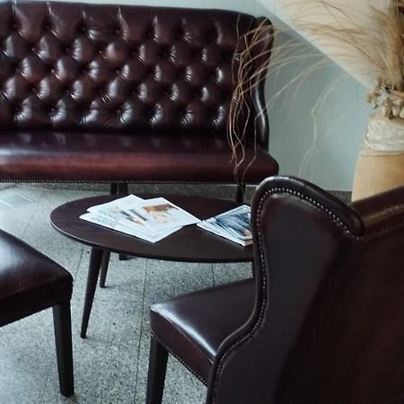 Hotel Am Theater ชเวทซิงเงน ภายนอก รูปภาพ