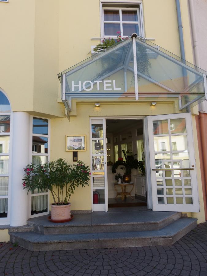 Hotel Am Theater ชเวทซิงเงน ภายนอก รูปภาพ